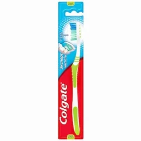 Зубная щетка Colgate Эксперт чистоты средней жесткости